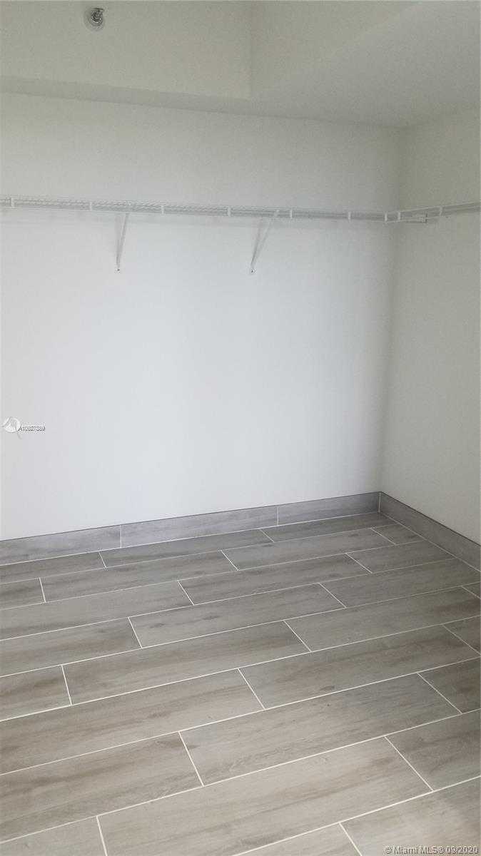 Small Image of 3530 MYSTIC POINTE DR #2009, Aventura Number 23