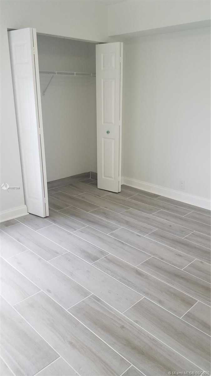 Small Image of 3530 MYSTIC POINTE DR #2009, Aventura Number 4