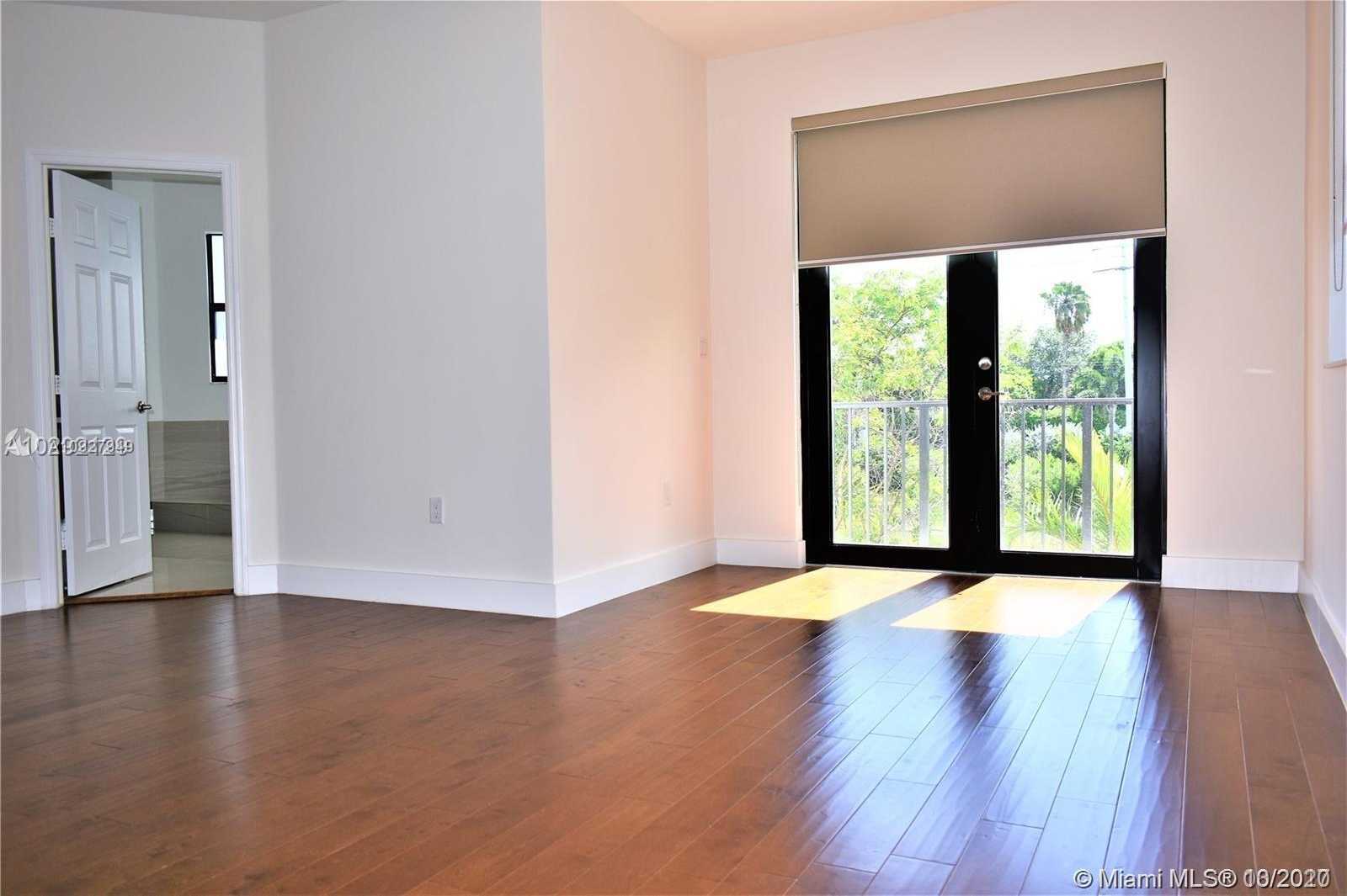 Small Image of 6930 NORTH WEST 106TH AVE #6930, Doral Number 21