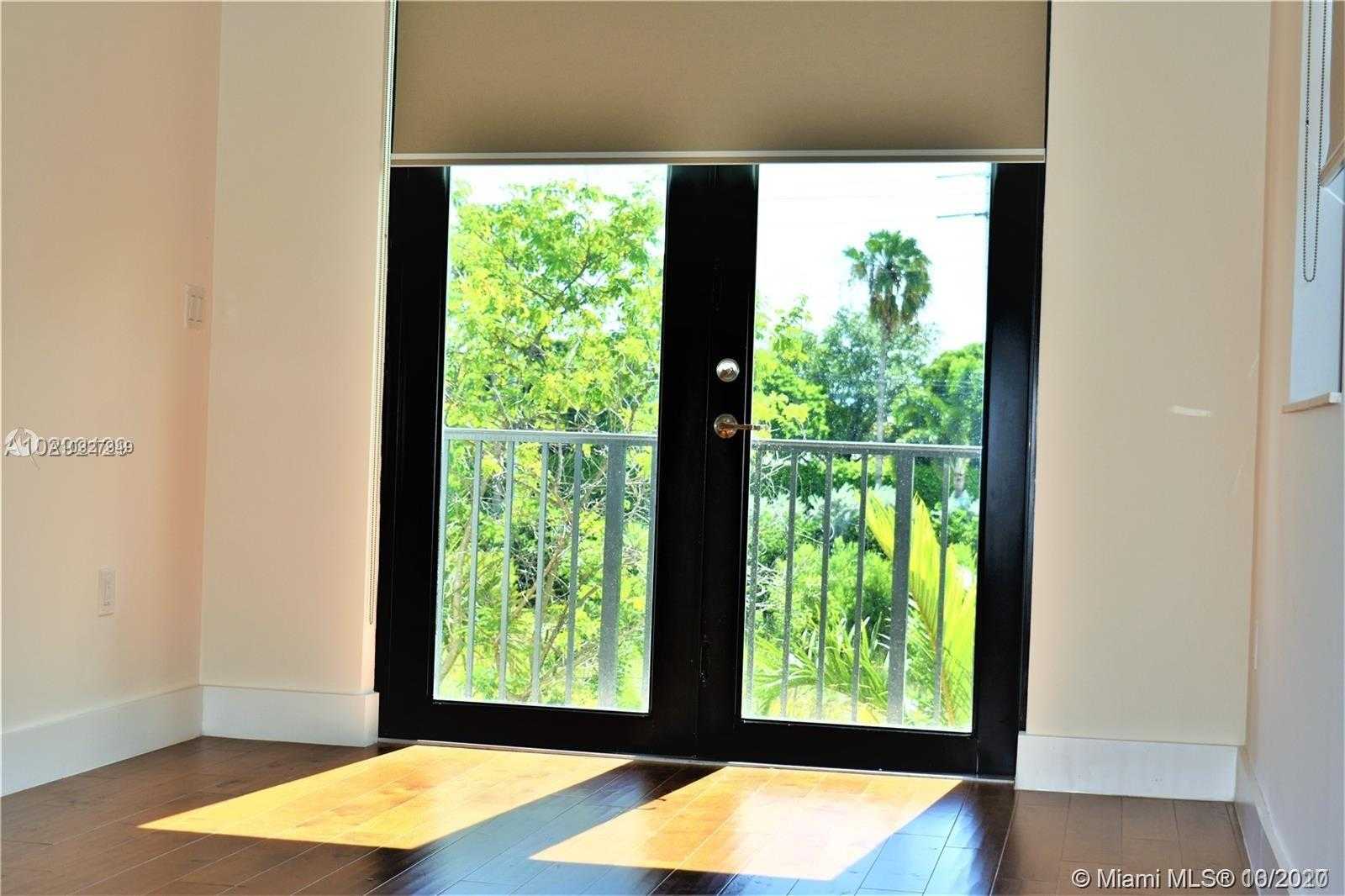 Small Image of 6930 NORTH WEST 106TH AVE #6930, Doral Number 22