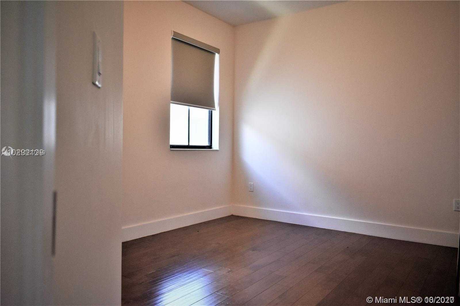 Small Image of 6930 NORTH WEST 106TH AVE #6930, Doral Number 29