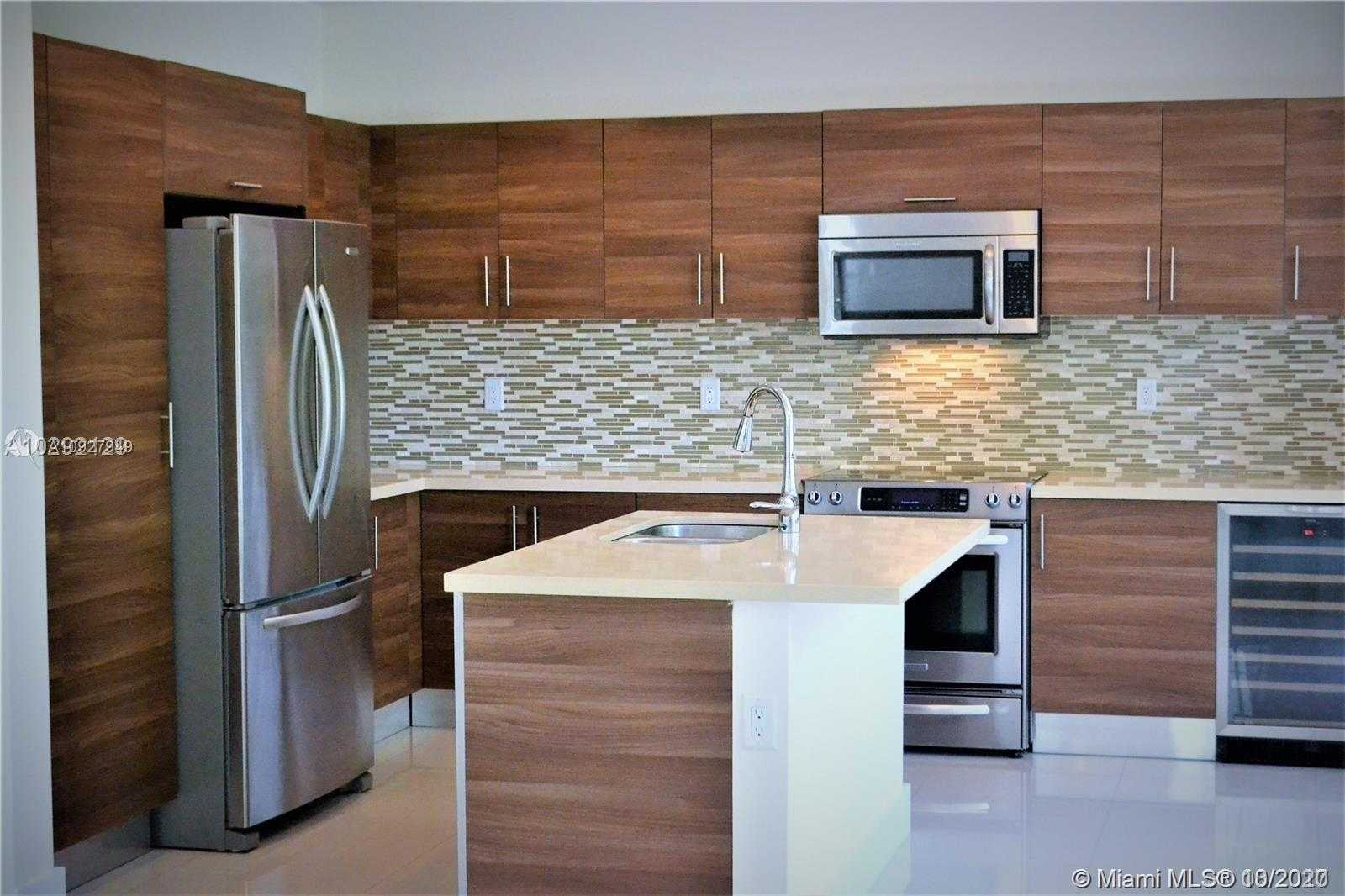Small Image of 6930 NORTH WEST 106TH AVE #6930, Doral Number 5