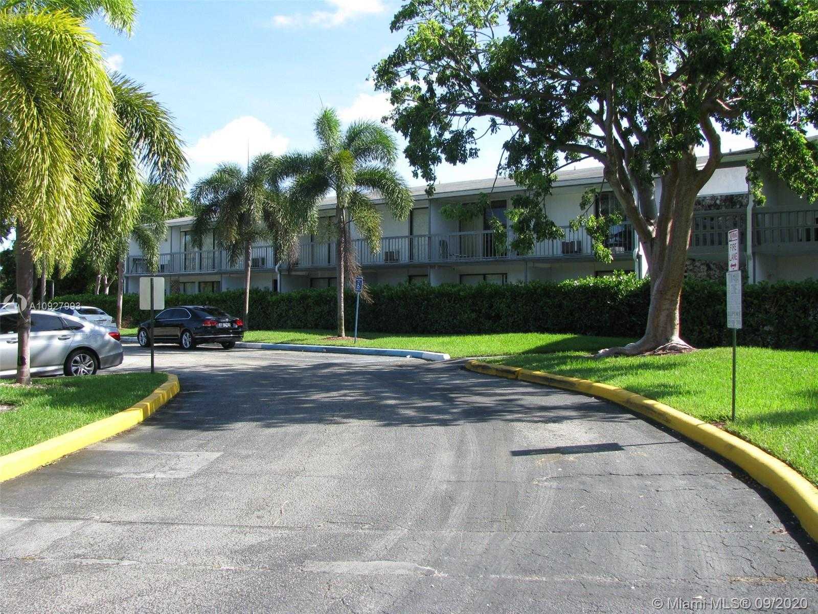 Small Image of 750 NORTH EAST 195TH ST #102, Miami Number 2
