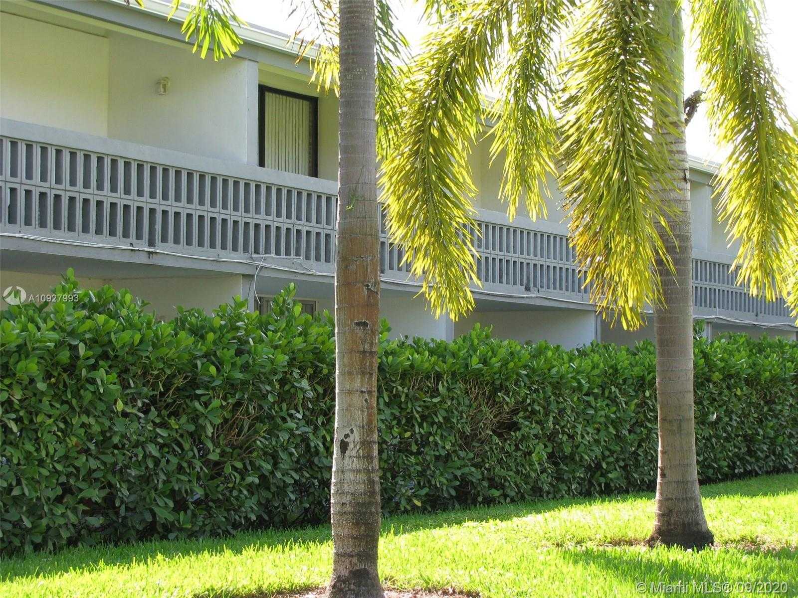 Small Image of 750 NORTH EAST 195TH ST #102, Miami Number 4