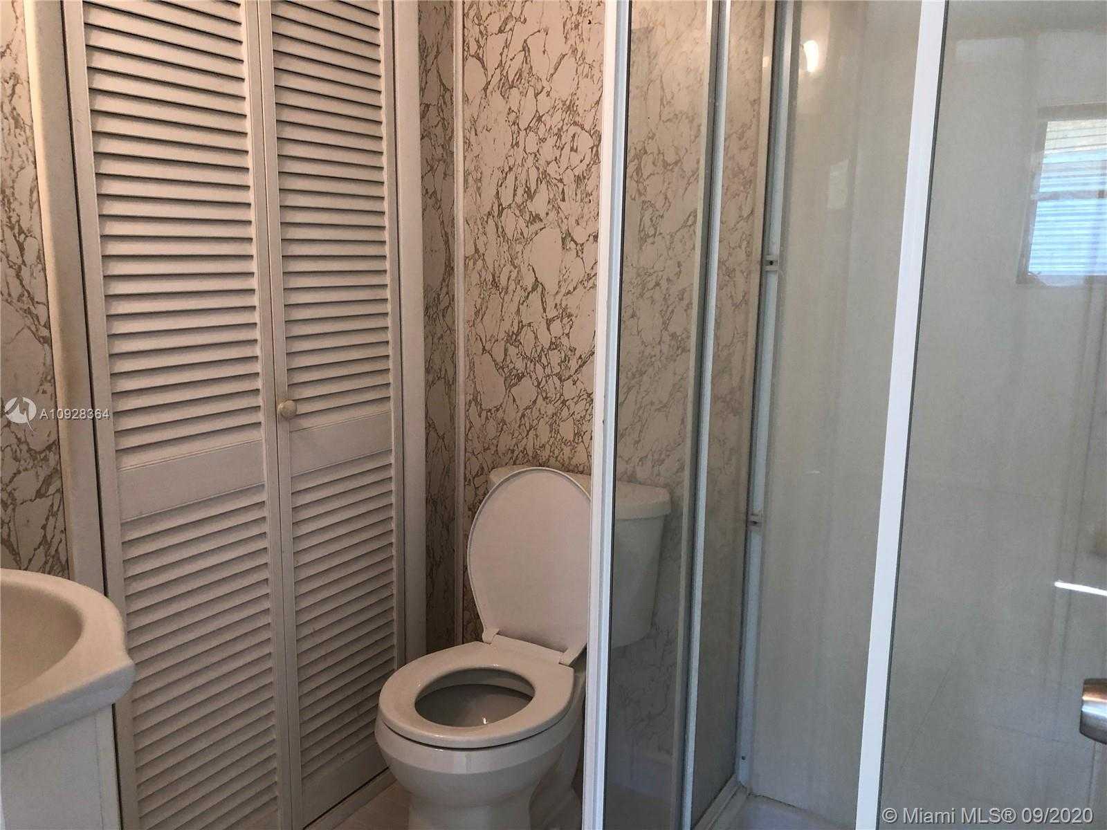 Small Image of 7014 NORTH WEST 58TH CT, Tamarac Number 10