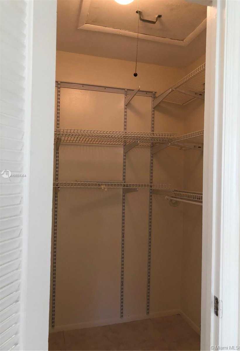 Small Image of 7014 NORTH WEST 58TH CT, Tamarac Number 11