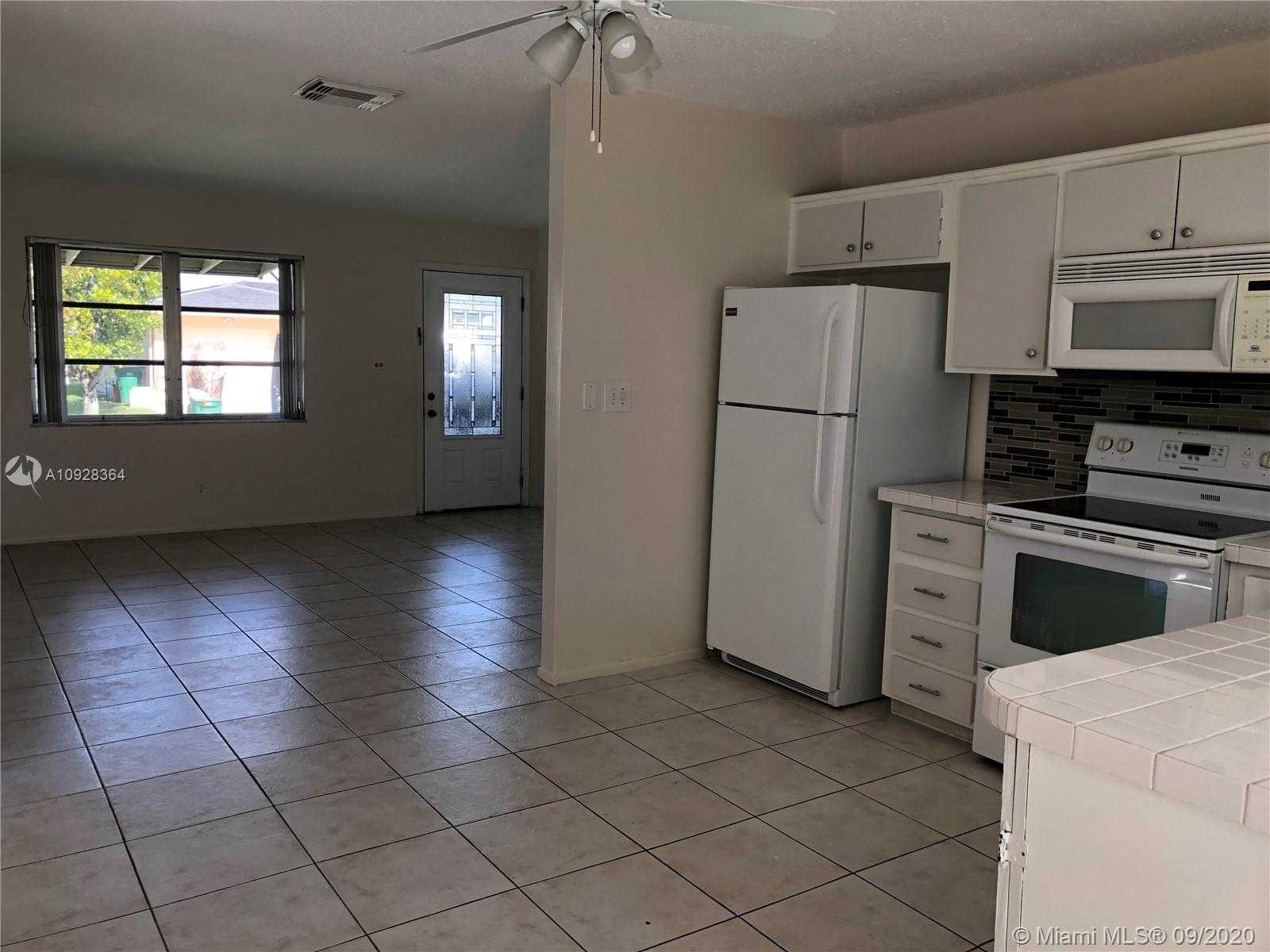 Small Image of 7014 NORTH WEST 58TH CT, Tamarac Number 5