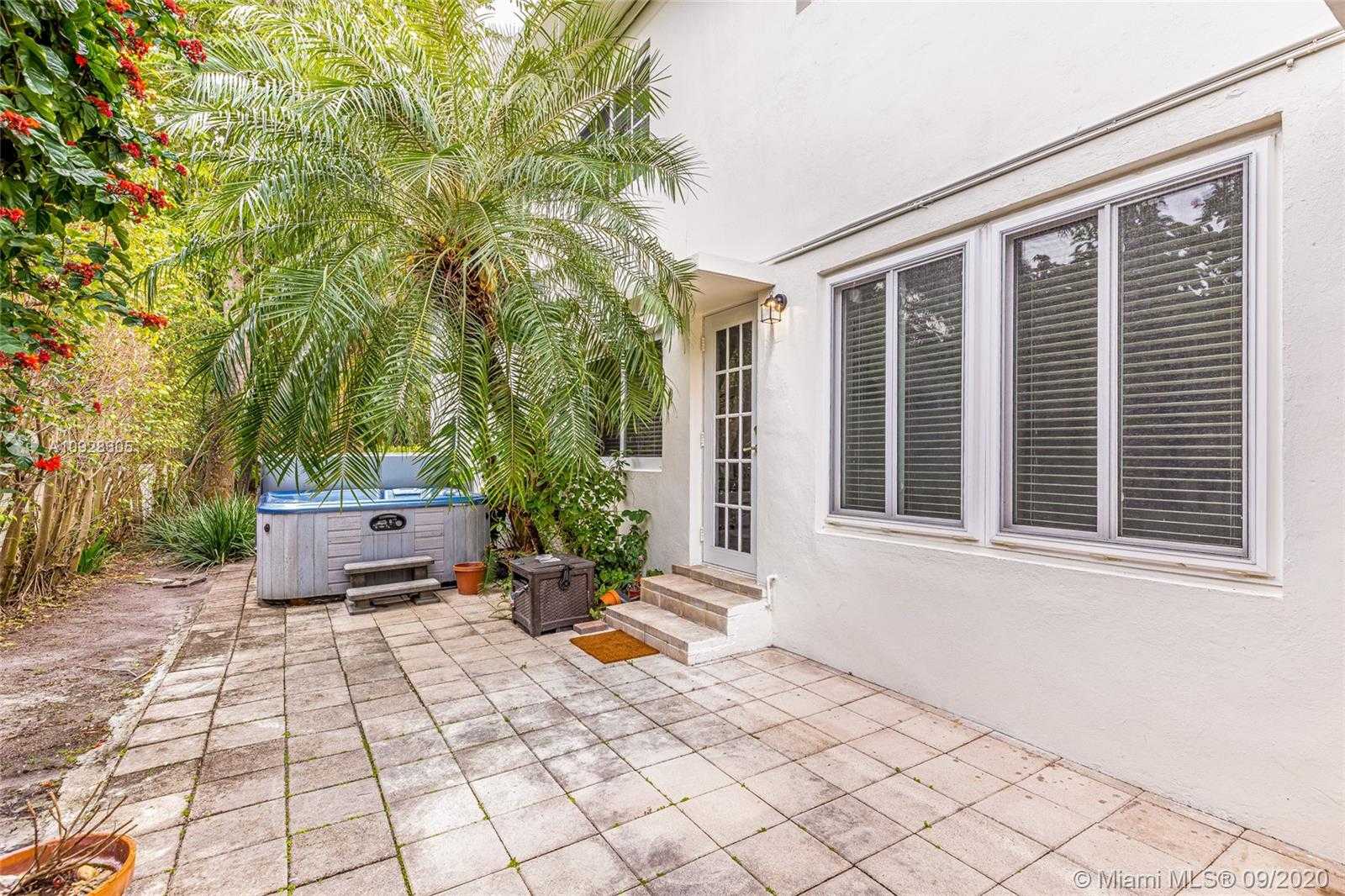 Small Image of 40 SOUTH WEST 31ST RD, Coconut Grove Number 30