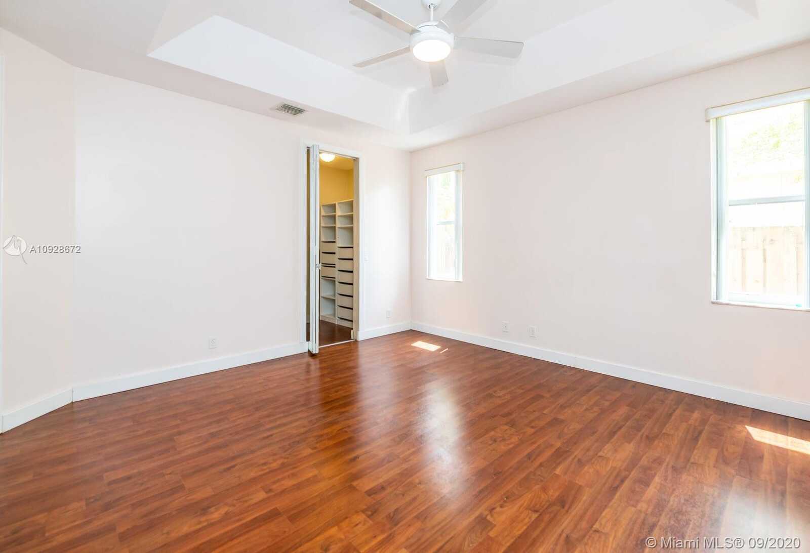 Small Image of 1250 HAYES ST, Hollywood Number 14