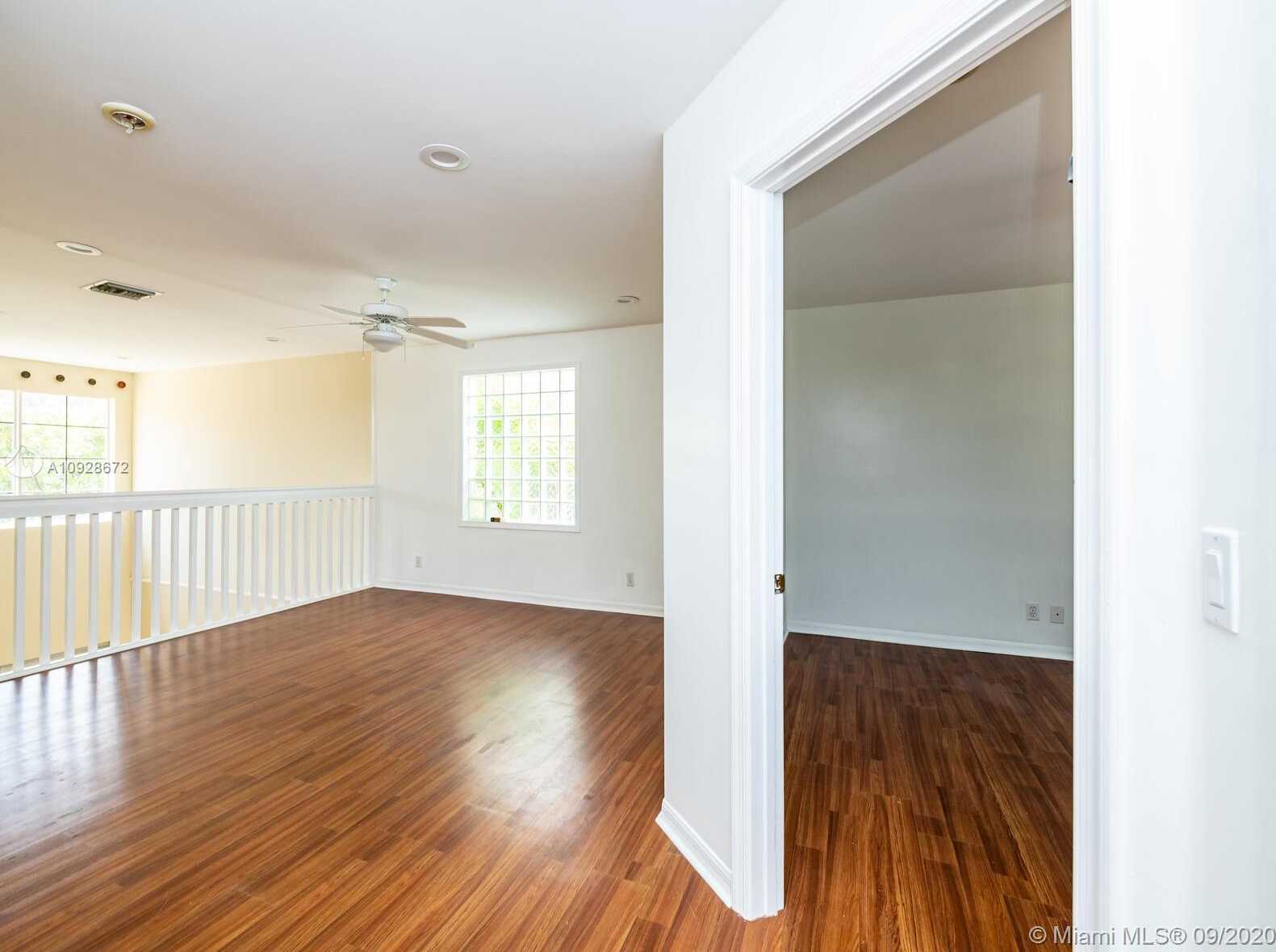 Small Image of 1250 HAYES ST, Hollywood Number 20