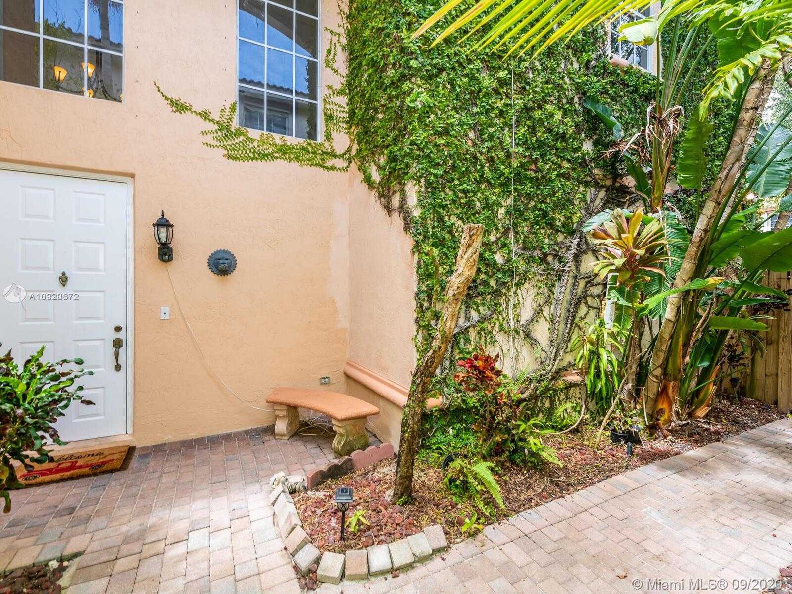 Small Image of 1250 HAYES ST, Hollywood Number 24
