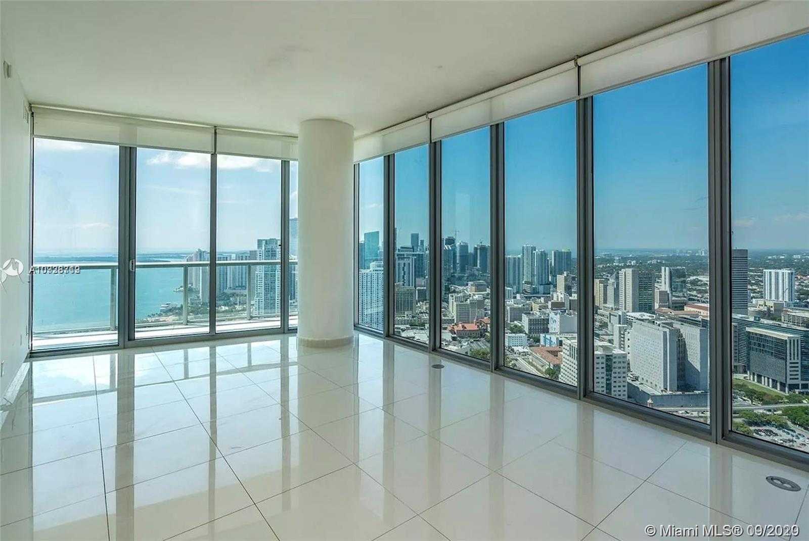 Small Image of 888 BISCAYNE BLVD #4201, Miami Number 2