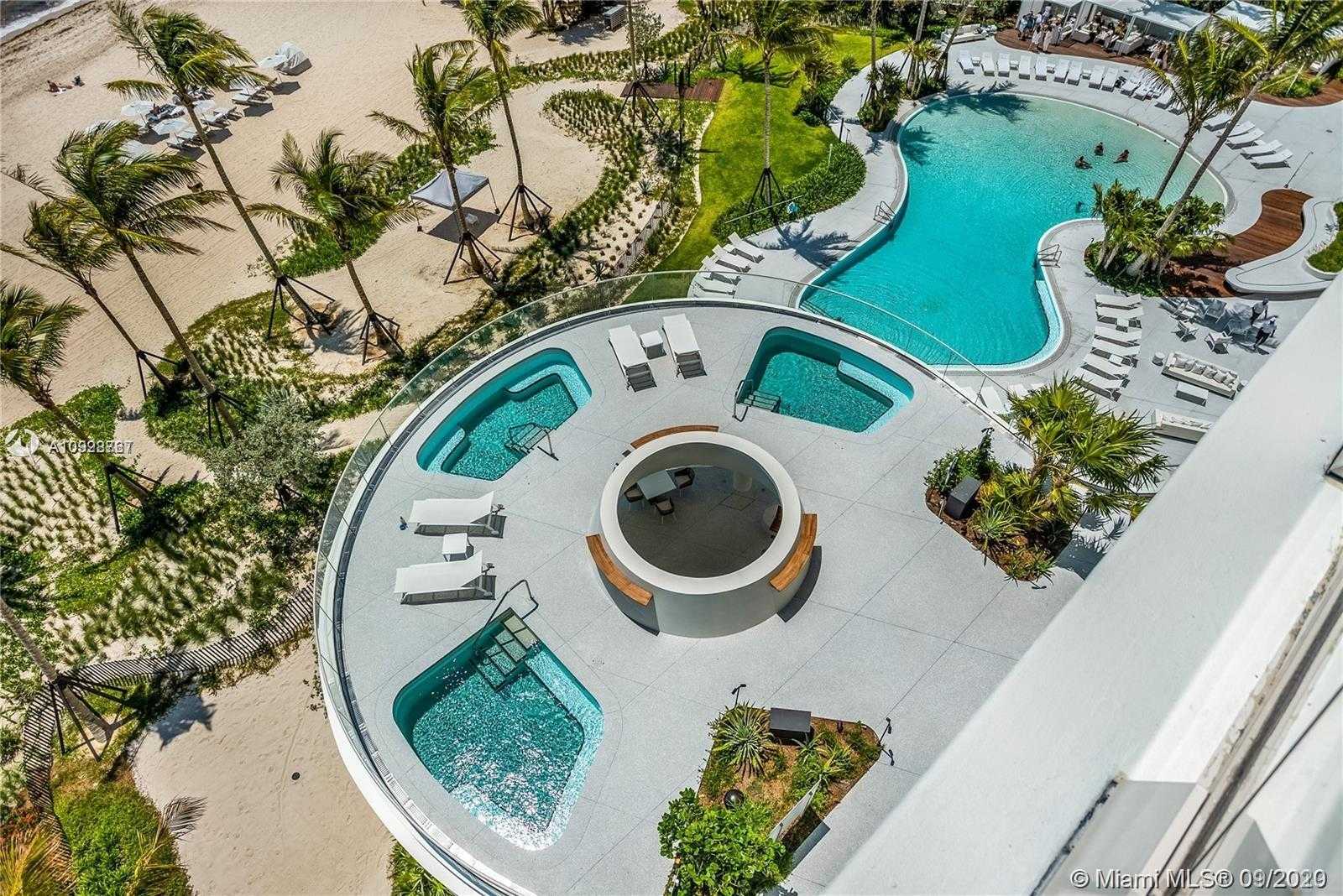 Small Image of 16901 COLLINS AVE #1402, Sunny Isles Beach Number 4