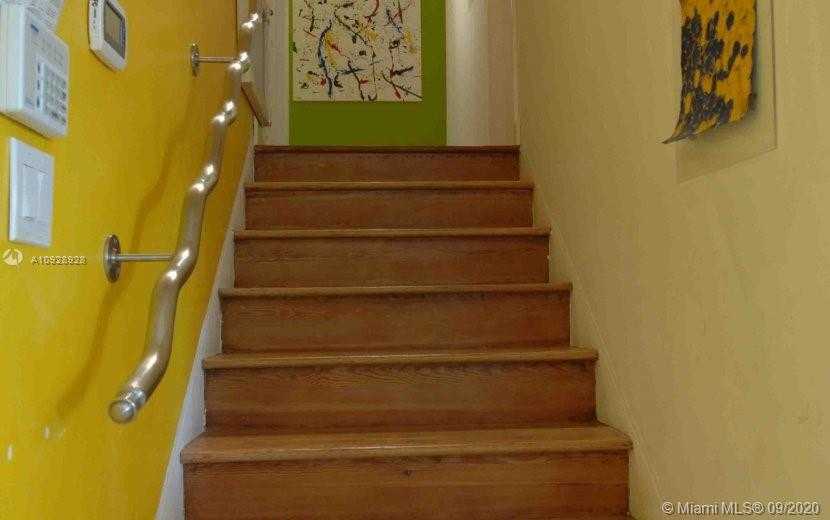 Small Image of 731 NORTH EAST 67TH ST, Miami Number 10