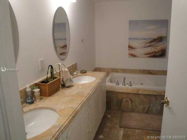 Small Image of 9595 COLLINS AVE #N11J, Surfside Number 30