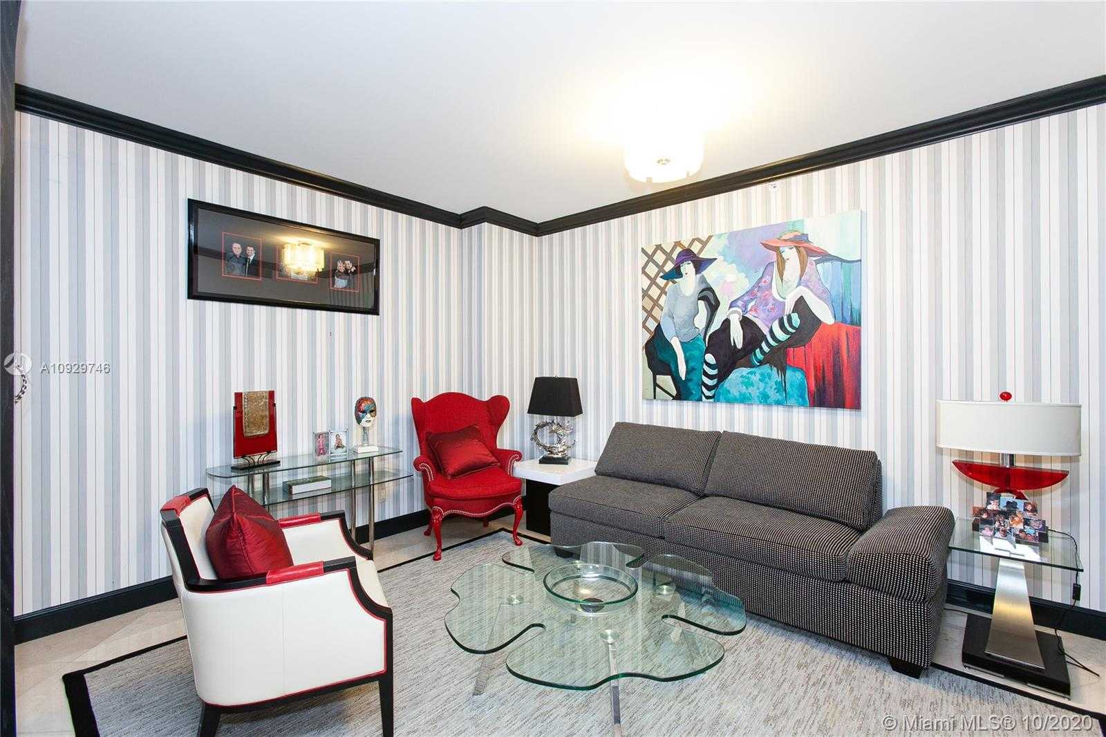Small Image of 21050 POINT PL #403, Aventura Number 6