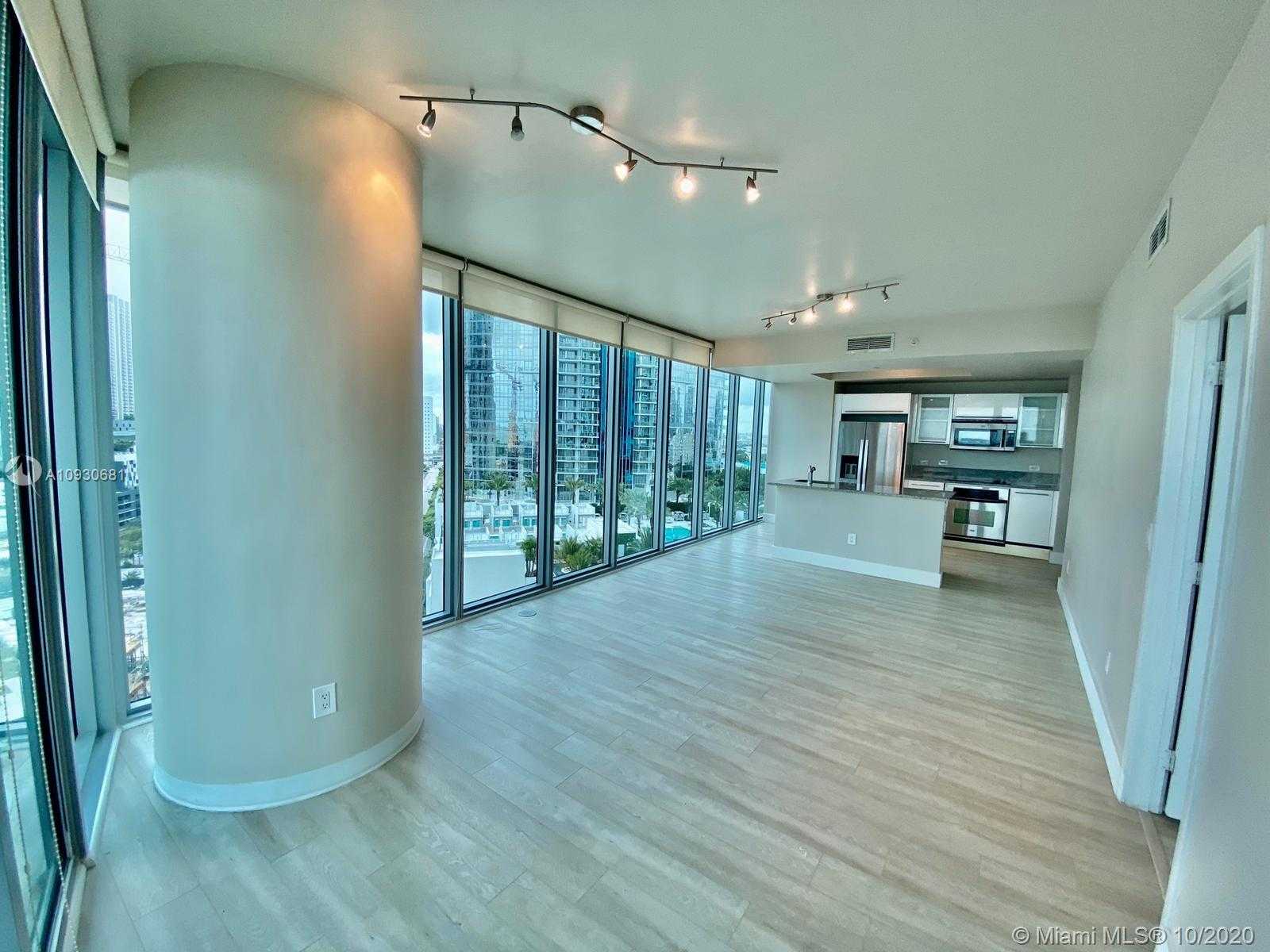 Small Image of 888 BISCAYNE BLVD #1601, Miami Number 4