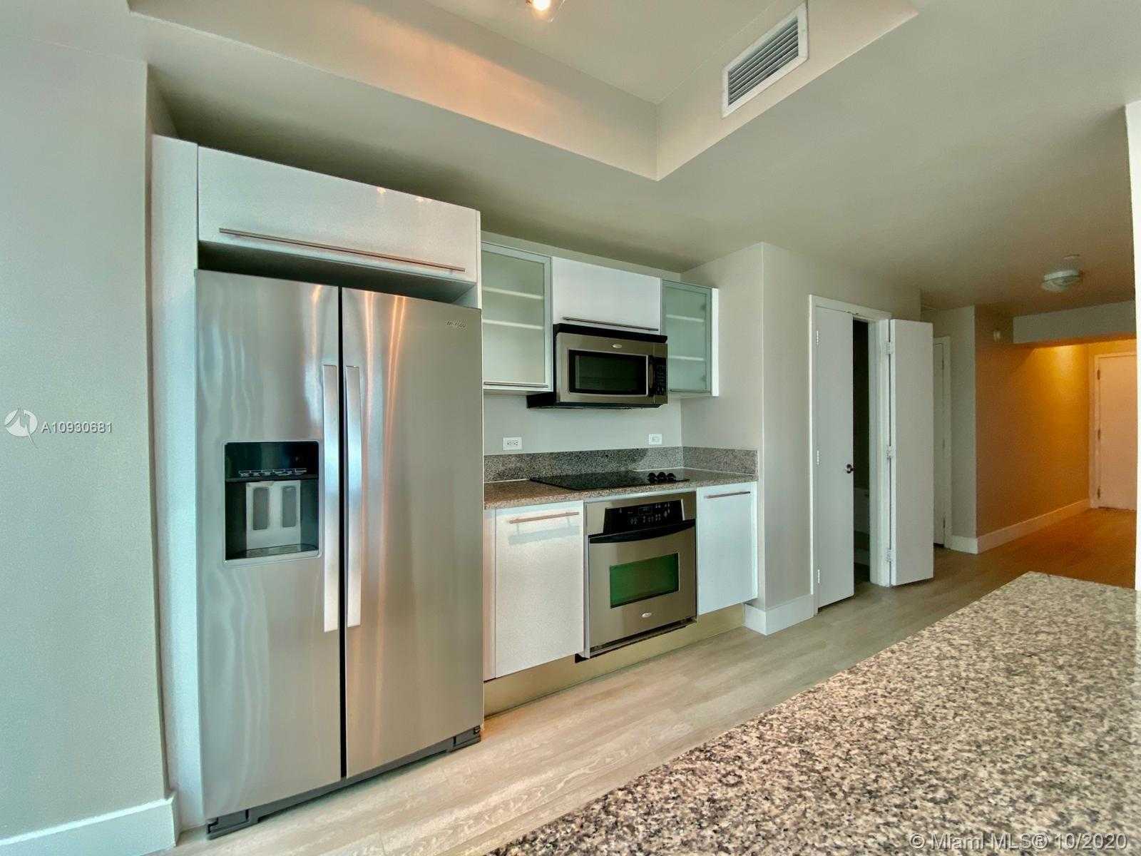 Small Image of 888 BISCAYNE BLVD #1601, Miami Number 7