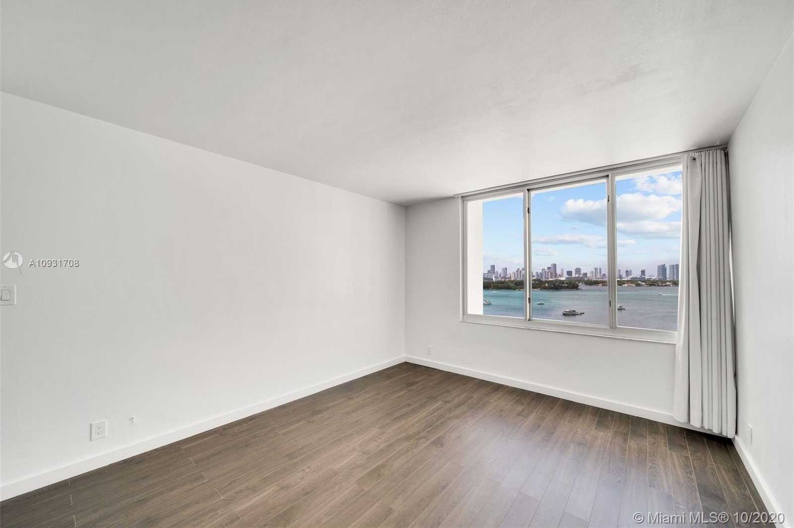 Small Image of 1200 WEST AVE #906, Miami Beach Number 13