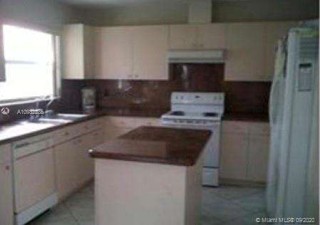 Small Image of 18787 NORTH WEST 80TH AVE #18787, Hialeah Number 11