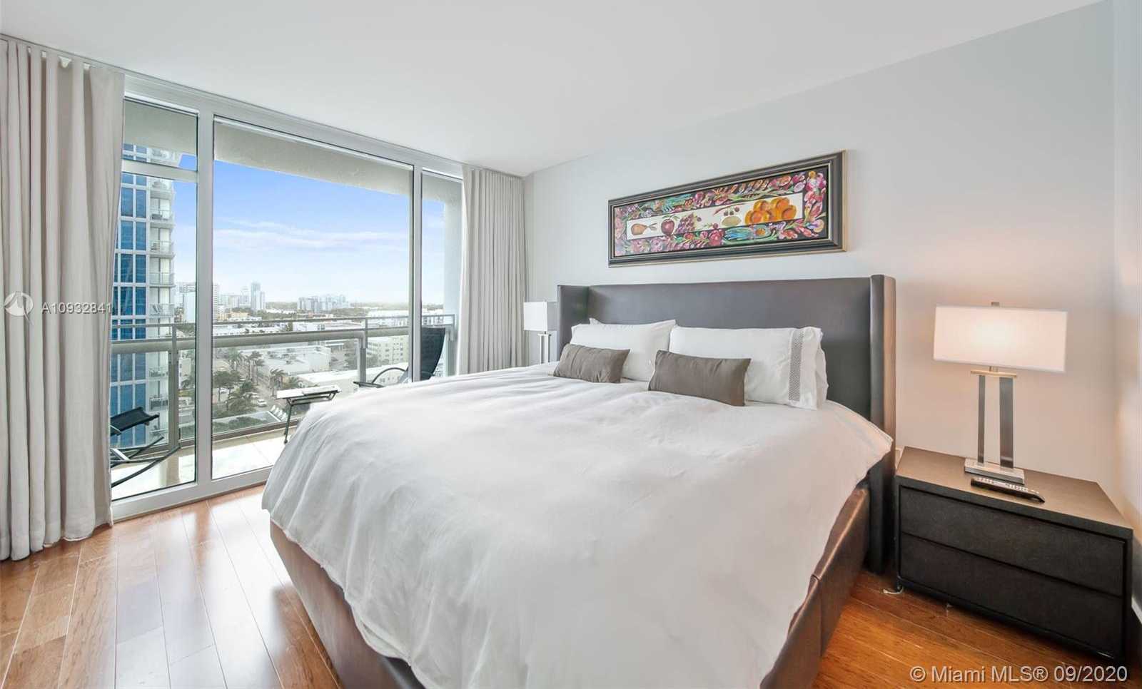 Small Image of 6801 COLLINS AVE #1102, Miami Beach Number 14
