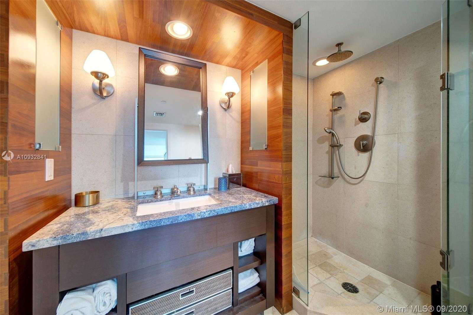 Small Image of 6801 COLLINS AVE #1102, Miami Beach Number 16