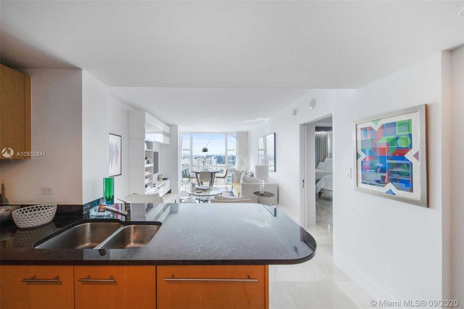 Small Image of 6801 COLLINS AVE #1102, Miami Beach Number 3