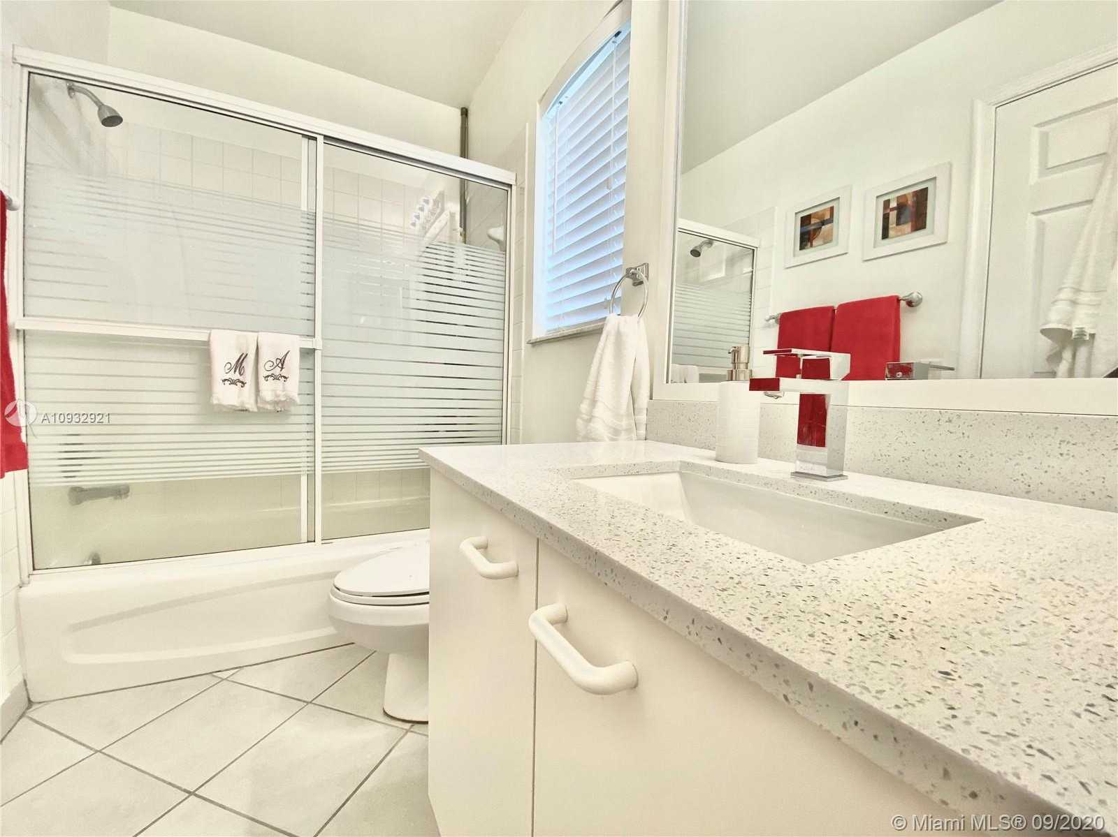 Small Image of 1284 CANARY ISLAND DR, Weston Number 12