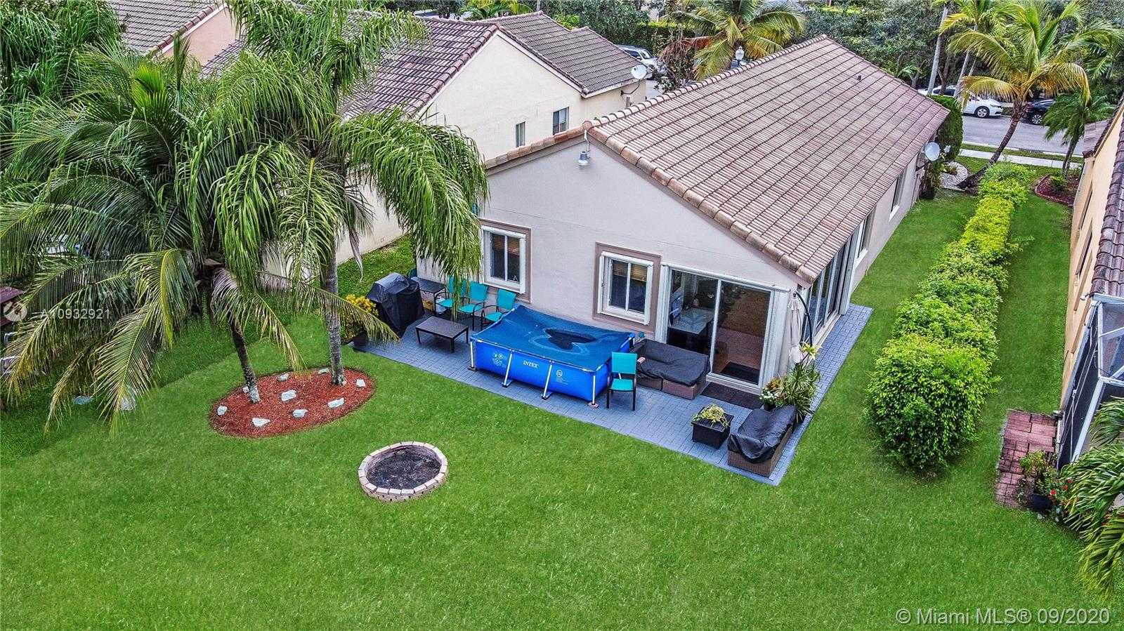 Small Image of 1284 CANARY ISLAND DR, Weston Number 20