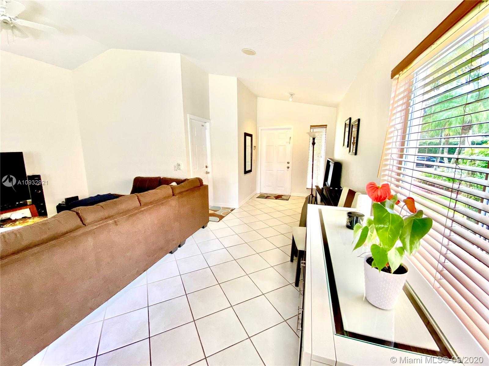 Small Image of 1284 CANARY ISLAND DR, Weston Number 5