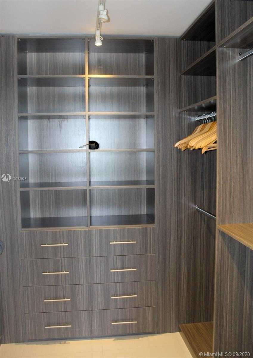 Small Image of 10275 COLLINS AVE #1022, Bal Harbour Number 19