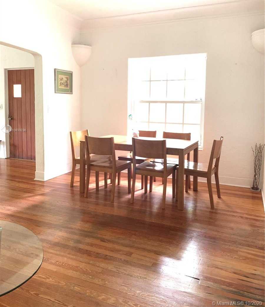 Small Image of 7607 NORTH EAST 7TH AVE, Miami Number 12