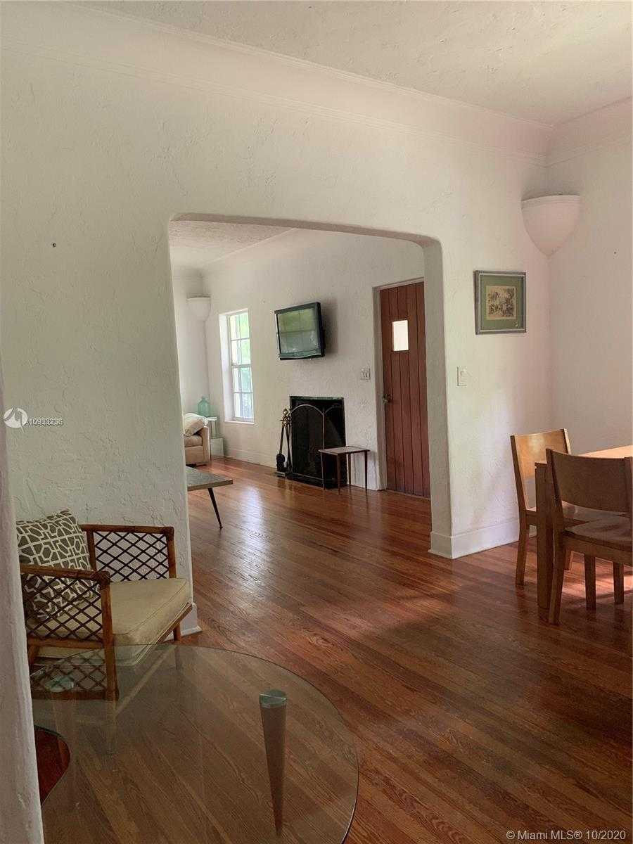 Small Image of 7607 NORTH EAST 7TH AVE, Miami Number 13