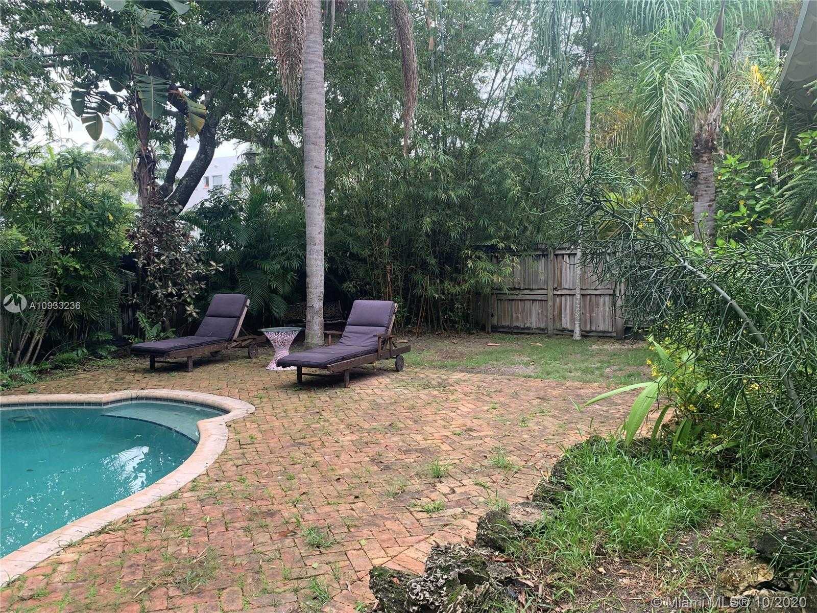 Small Image of 7607 NORTH EAST 7TH AVE, Miami Number 18