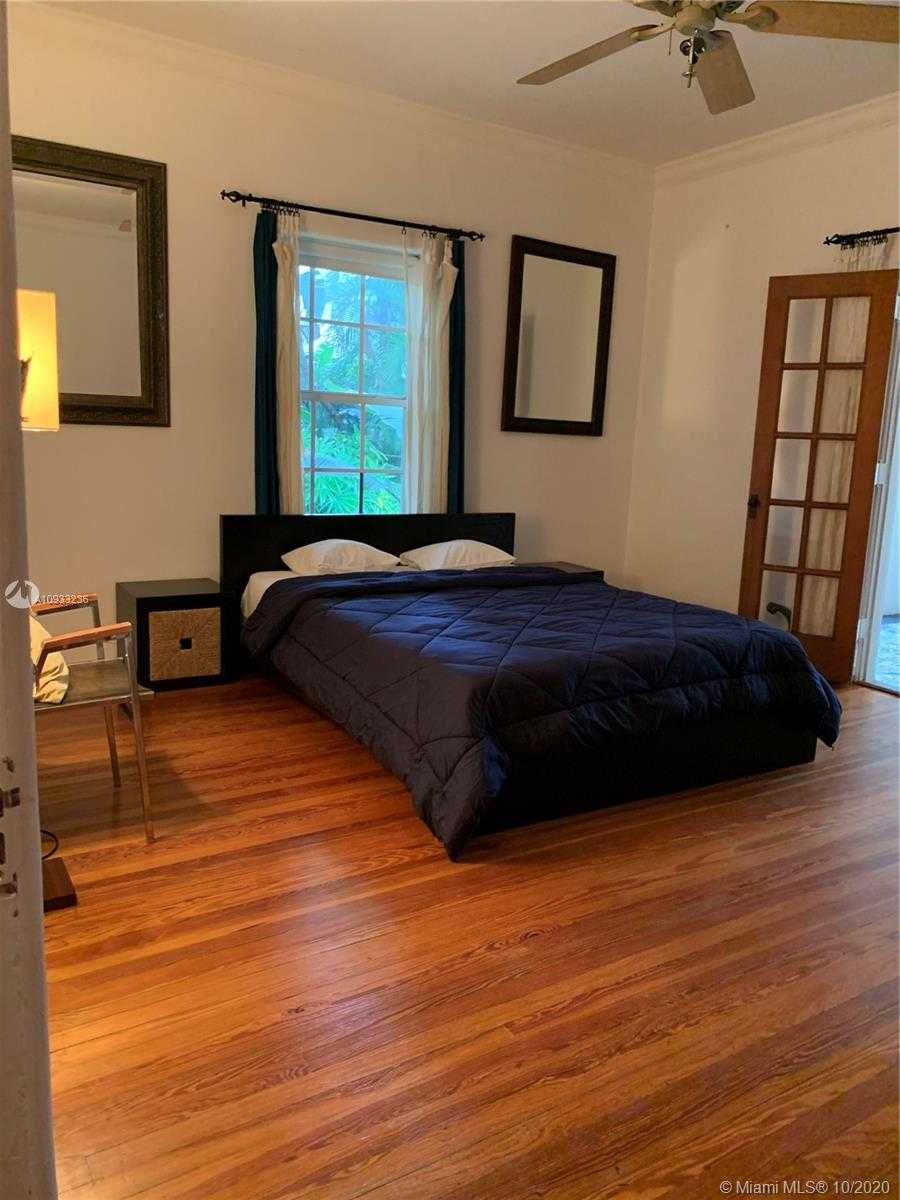 Small Image of 7607 NORTH EAST 7TH AVE, Miami Number 20