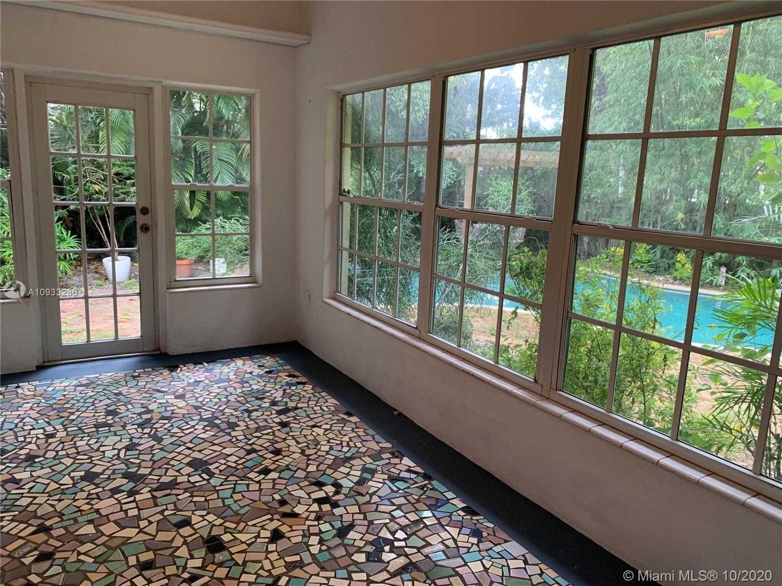 Small Image of 7607 NORTH EAST 7TH AVE, Miami Number 28