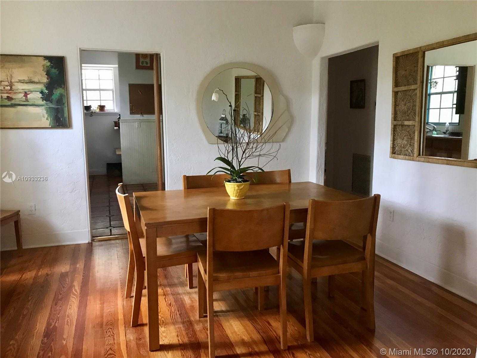 Small Image of 7607 NORTH EAST 7TH AVE, Miami Number 6