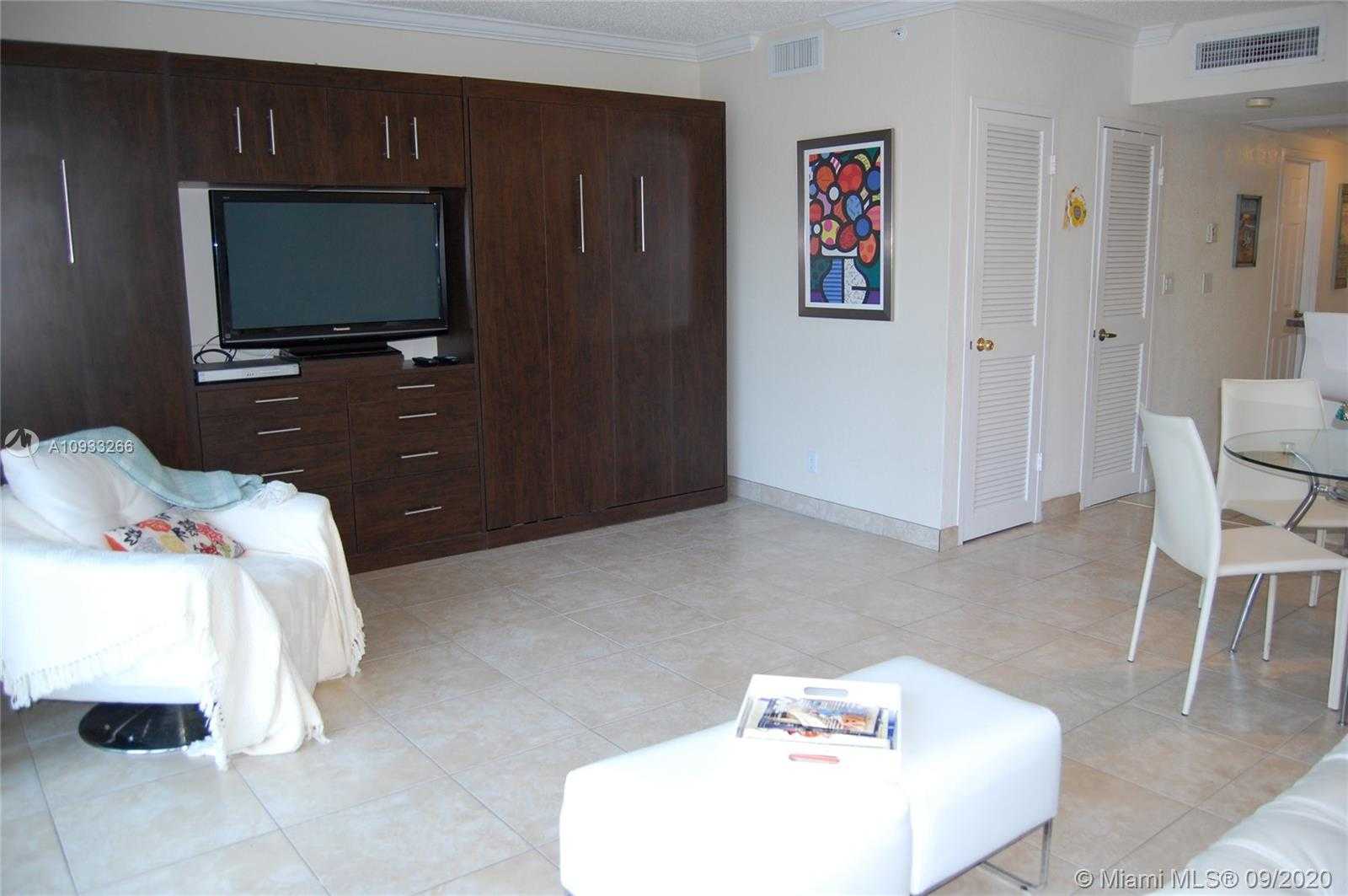 Small Image of 2501 SOUTH OCEAN DR #L17, Hollywood Number 6