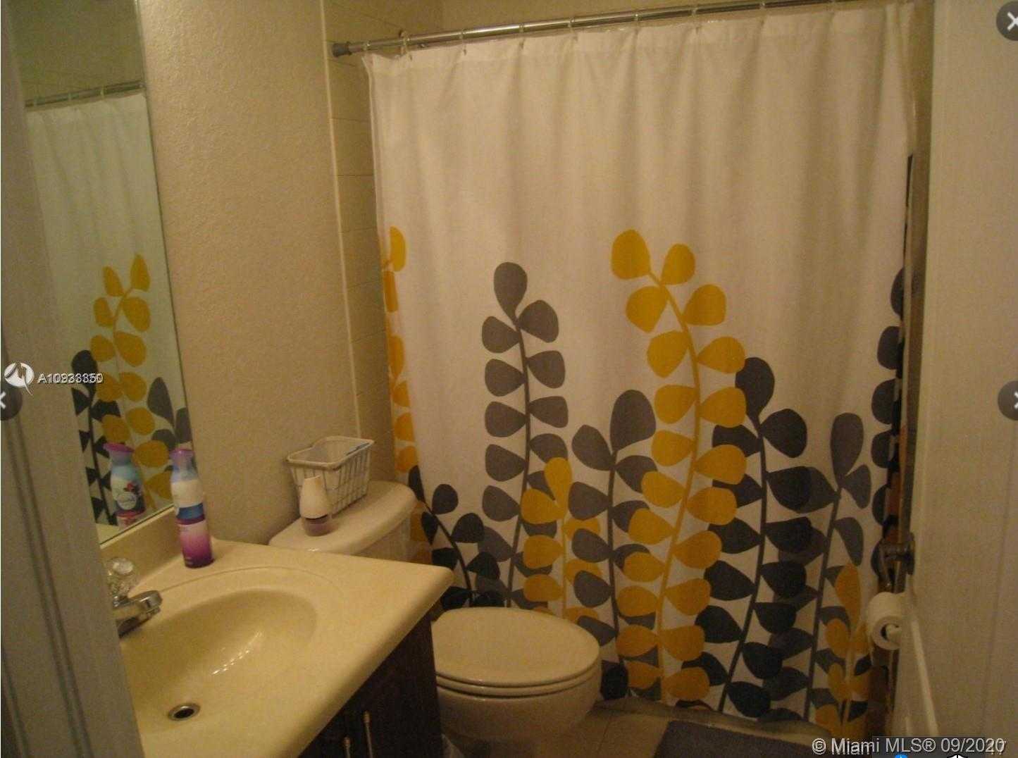 Small Image of 8394 NORTH WEST 113TH PATH #8394, Doral Number 4