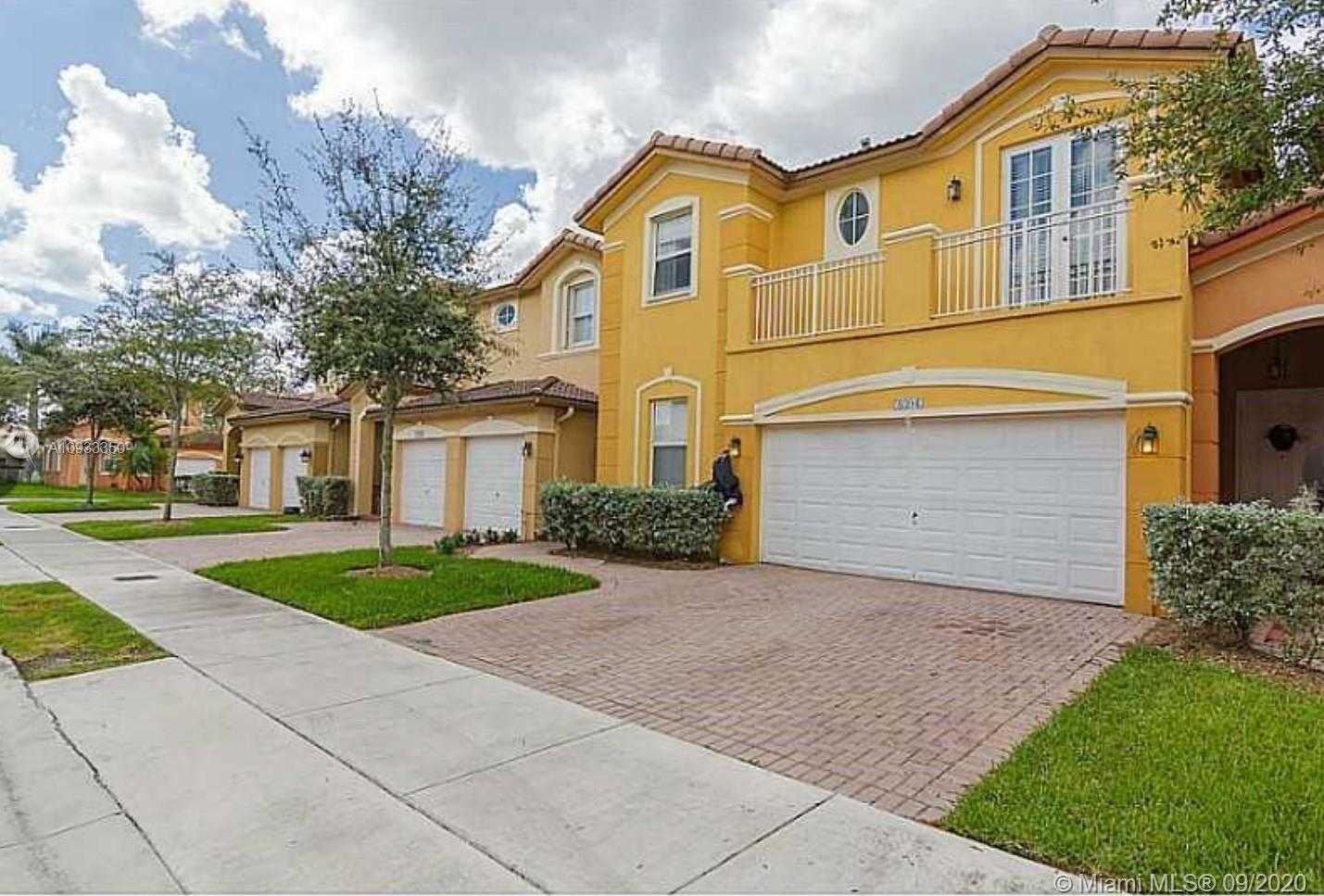 Small Image of 8394 NORTH WEST 113TH PATH #8394, Doral Number 7