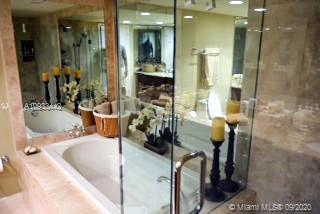 Small Image of 5070 N Ocean Dr, Riviera Beach, FL 33404, USA Number 16