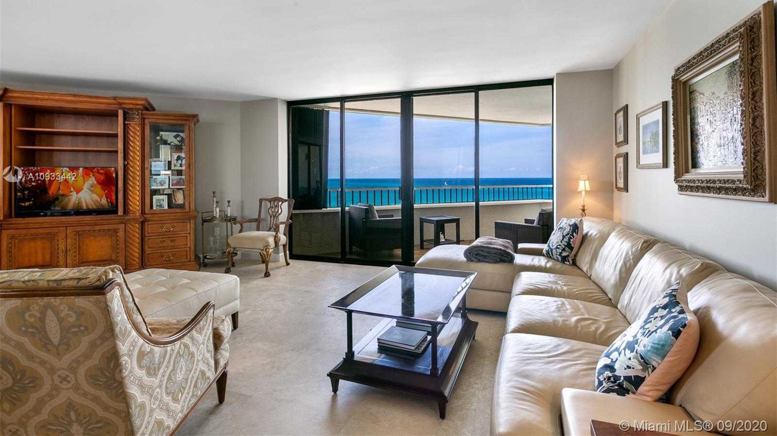 Small Image of 5070 N Ocean Dr, Riviera Beach, FL 33404, USA Number 6