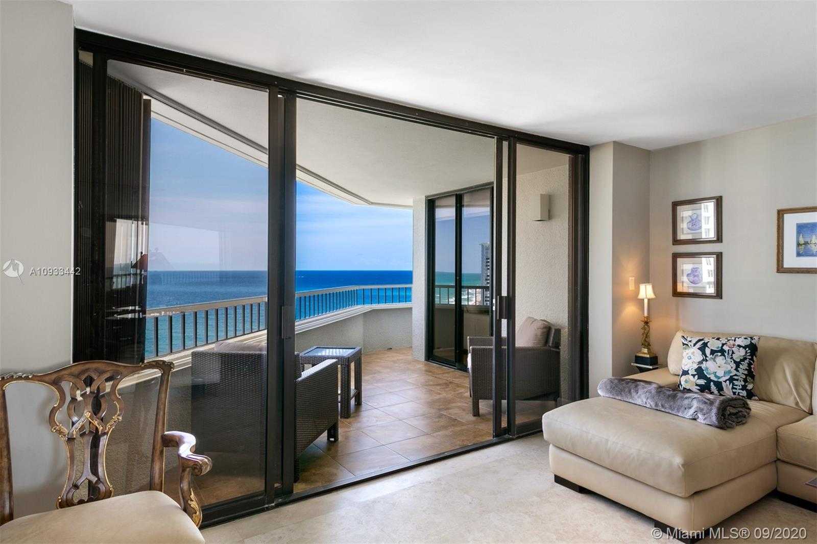 Small Image of 5070 N Ocean Dr, Riviera Beach, FL 33404, USA Number 7