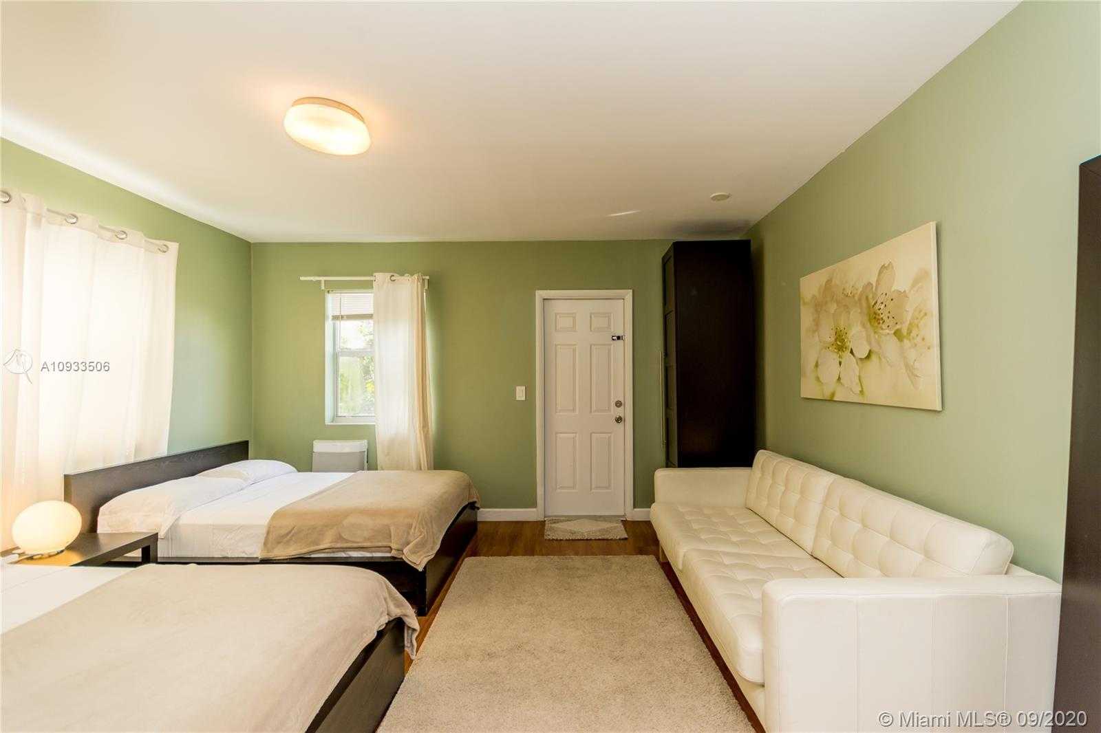 Small Image of 7430 CARLYLE AVE #3, Miami Beach Number 14