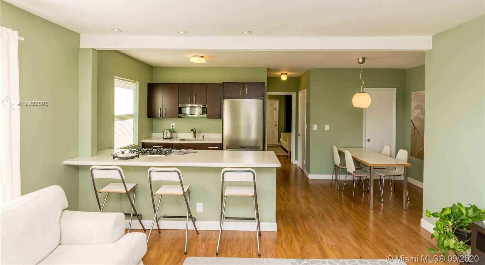 Small Image of 7430 CARLYLE AVE #3, Miami Beach Number 7