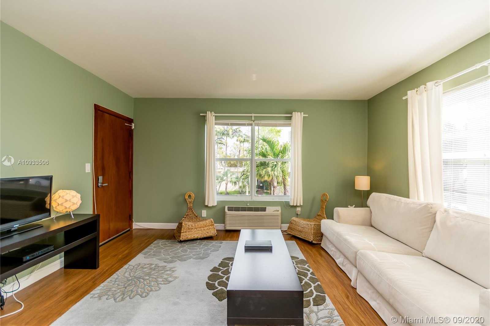 Small Image of 7430 CARLYLE AVE #3, Miami Beach Number 8
