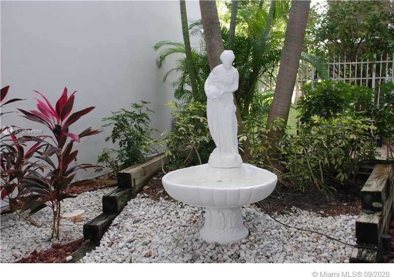Small Image of 20500 WEST COUNTRY CLUB DR #819, Aventura Number 9
