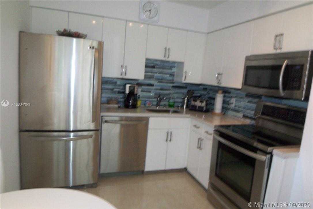 Small Image of 5161 COLLINS AV #806, Miami Beach Number 13