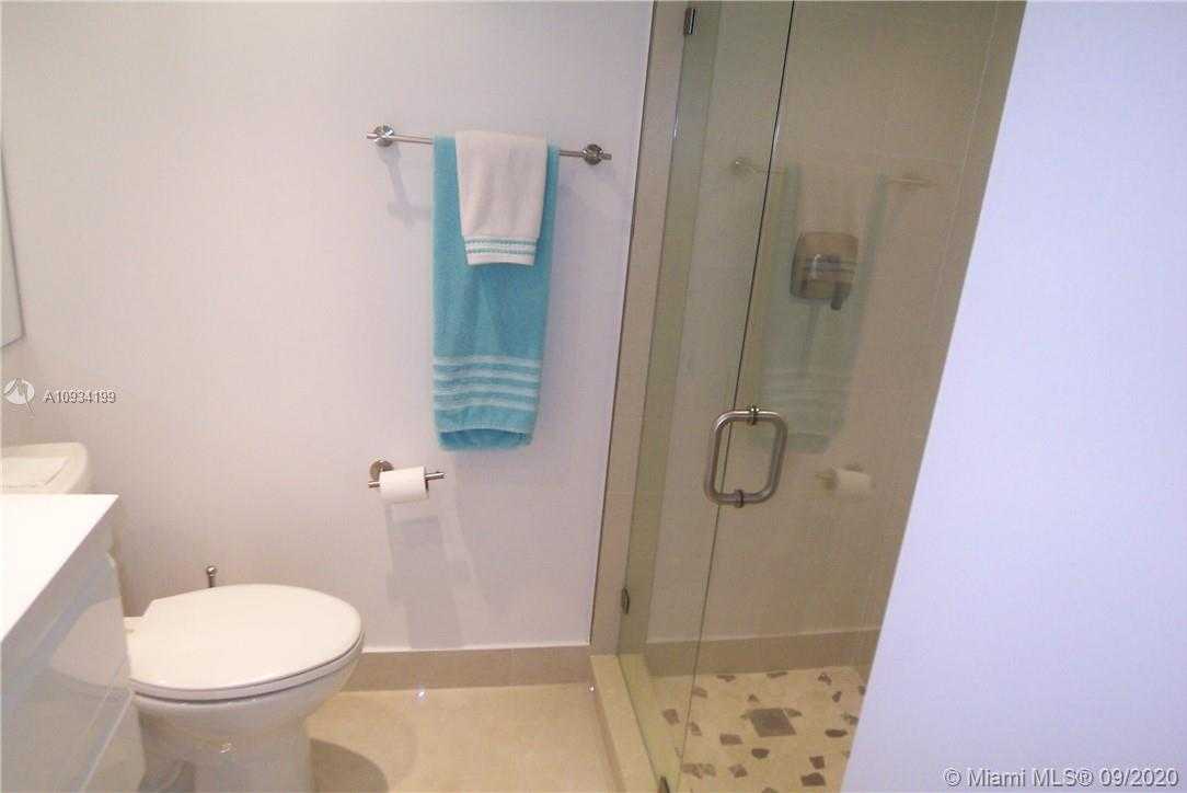 Small Image of 5161 COLLINS AV #806, Miami Beach Number 17