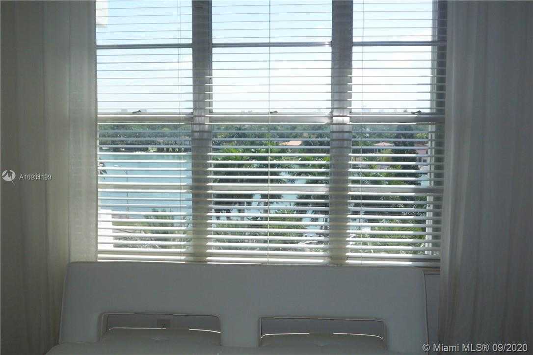 Small Image of 5161 COLLINS AV #806, Miami Beach Number 24